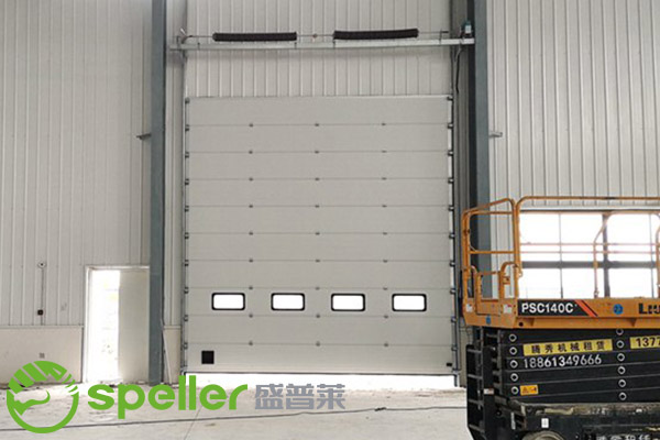 现代仓储管理大揭秘：仓库库房提升门，你的仓储效率升级神器！